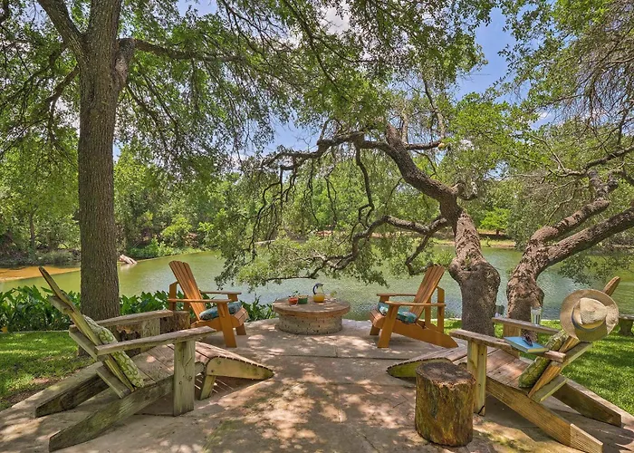 Lakefront W/ Water Toys & Fire Pit *