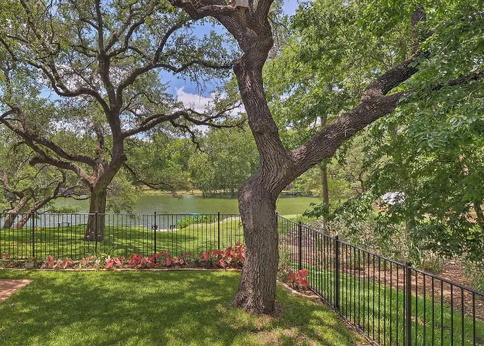 Lakefront W/ Water Toys & Fire Pit Сasa de vacaciones Round Rock
